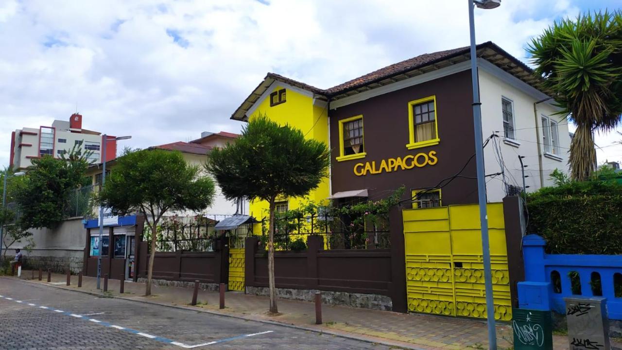Galapagos Natural Life Hostel กีโต ภายนอก รูปภาพ