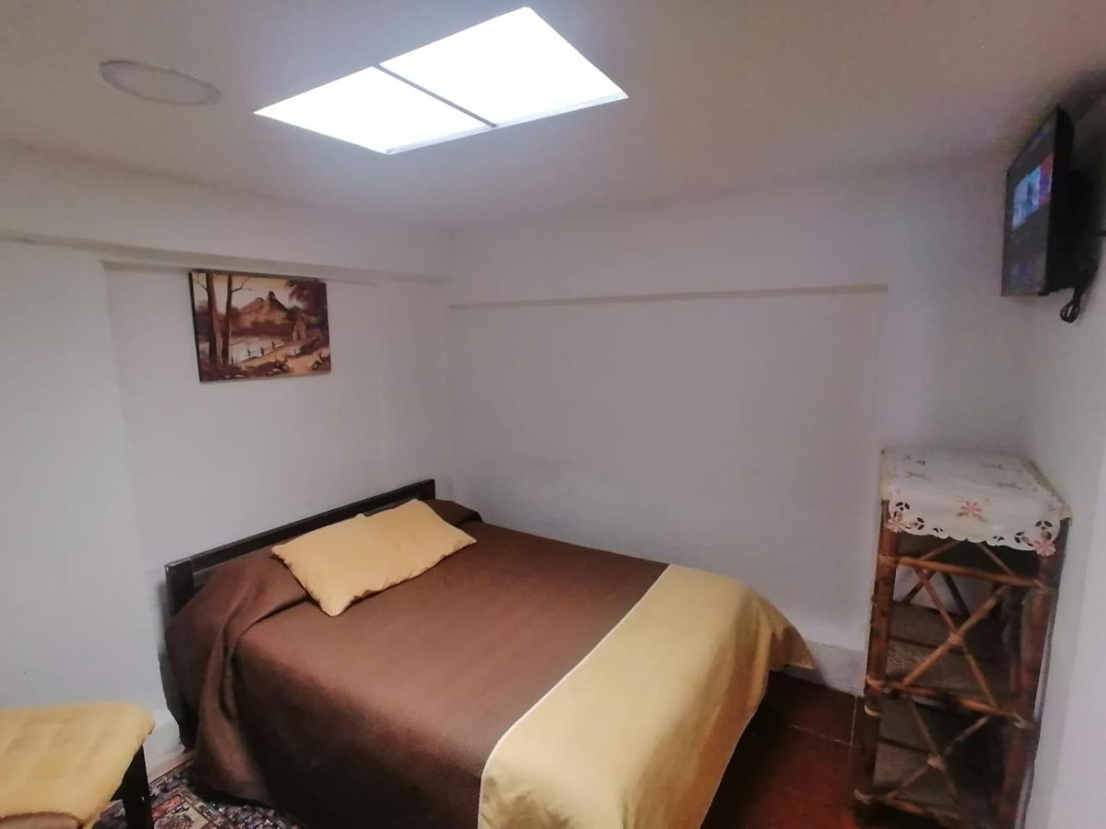 Galapagos Natural Life Hostel กีโต ภายนอก รูปภาพ